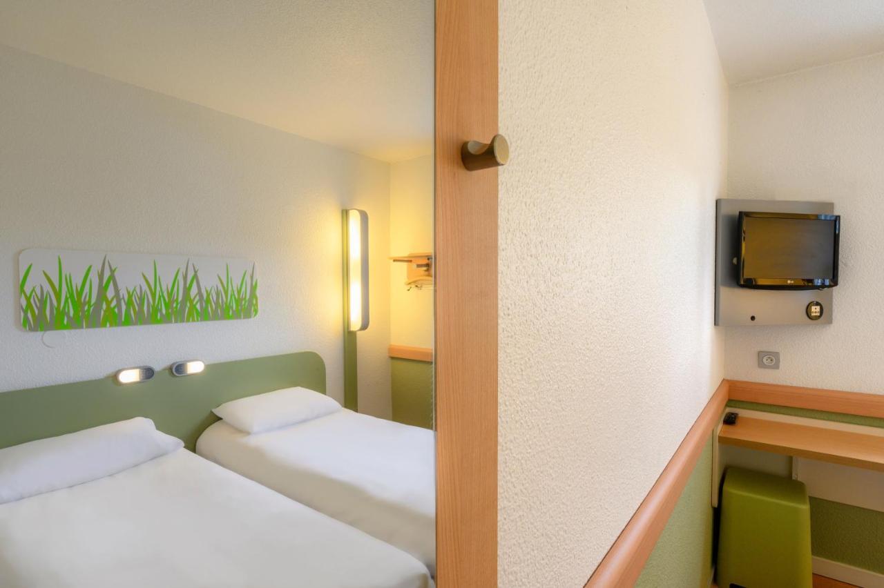 ibis budget Saint-Étienne stade Buitenkant foto