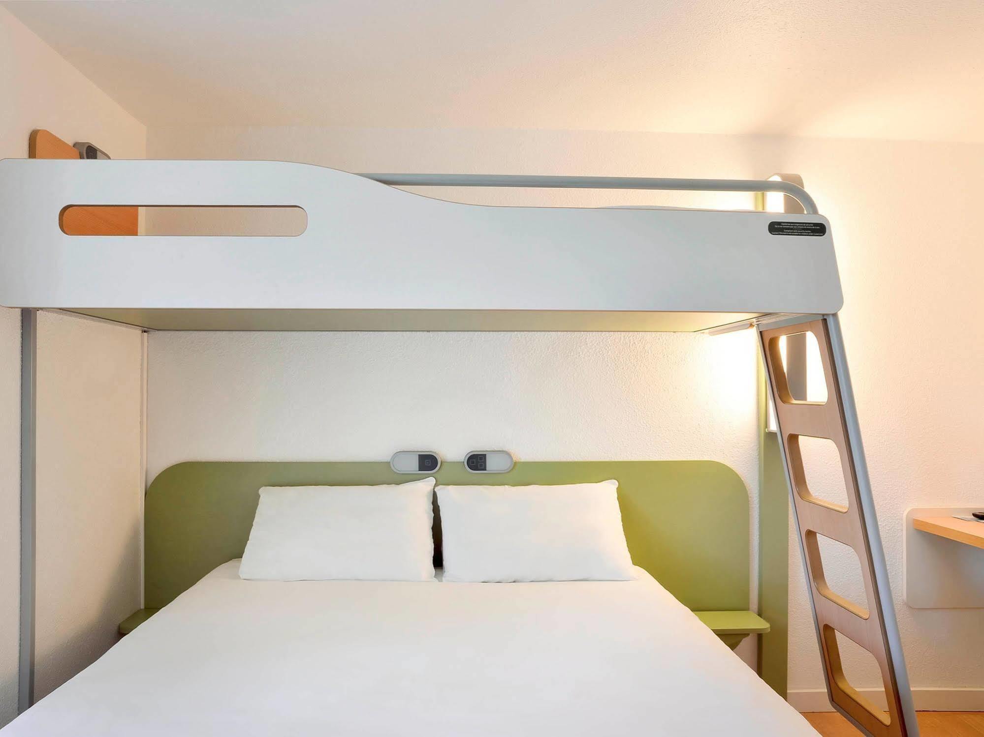 ibis budget Saint-Étienne stade Buitenkant foto