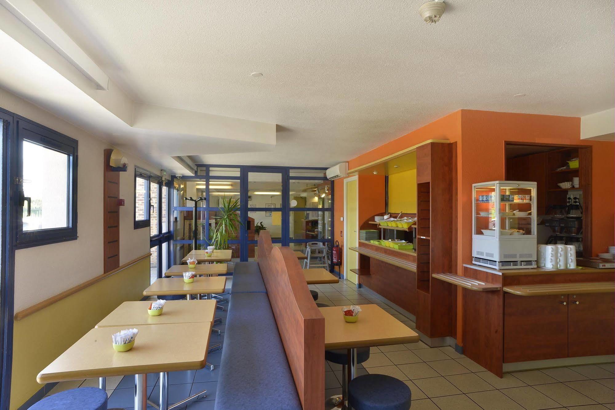 ibis budget Saint-Étienne stade Buitenkant foto